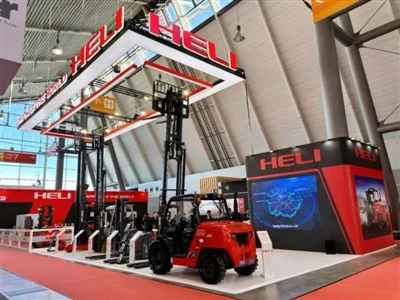 Modul în care Heli Studlift conduce revoluția logistică globală cu tehnologie...